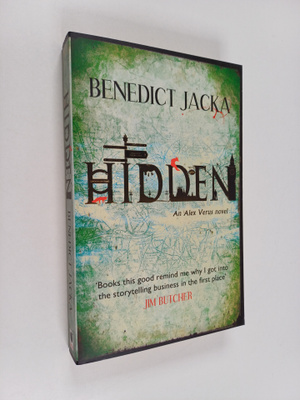 Benedict Jacka : Hidden