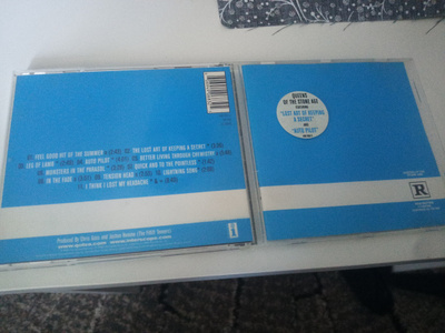 Queens of The Stone Age - R