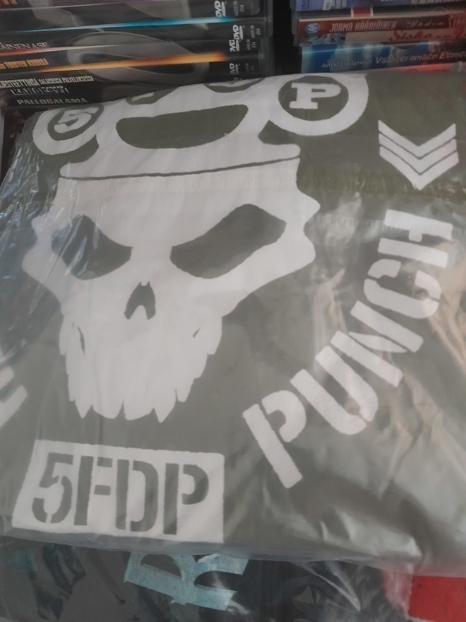 Five Finger Death Punch Knucklehead t-paita uusi