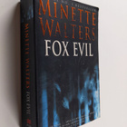Minette Walters : Fox Evil - pikkukuva 1