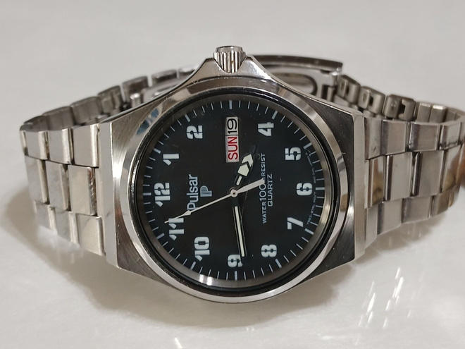 VINTAGE PULSAR BY SEIKO