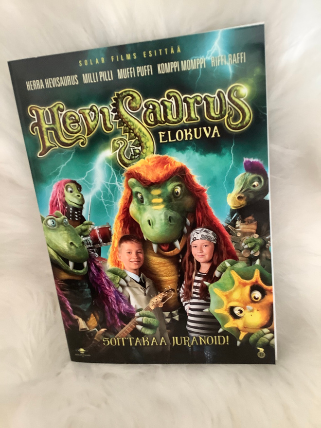 HEVISAURUS - ELOKUVA SOITTAKAA JURANOID! + HARRI HYLJE CD
