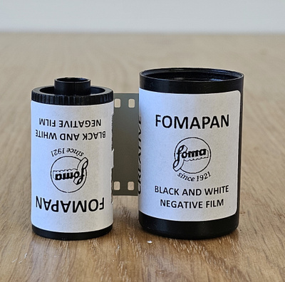 == Fomapan Creative 200 Mustavalkofilmi - 24 Kuvaa