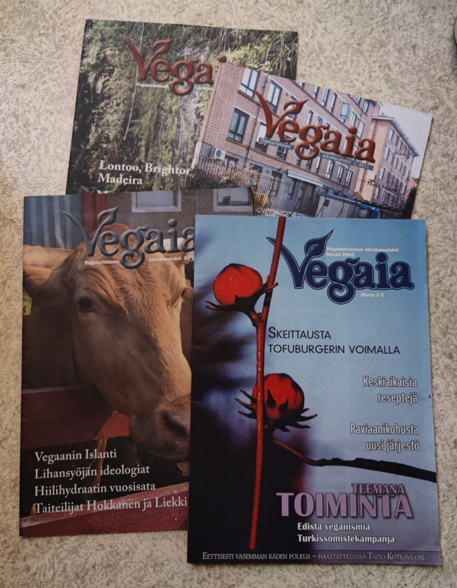 Vegaia lehtiä