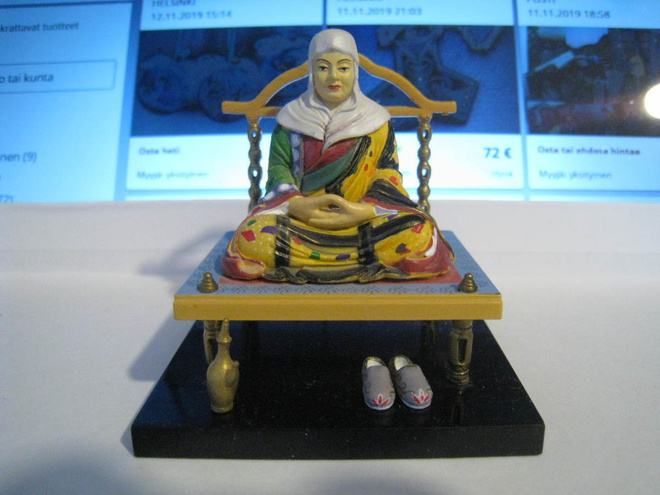  Japanilainen Saisumi  keräilyhahmo figuriini  (i2)