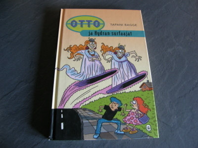 Bagge Otto ja Hydran surfaajat