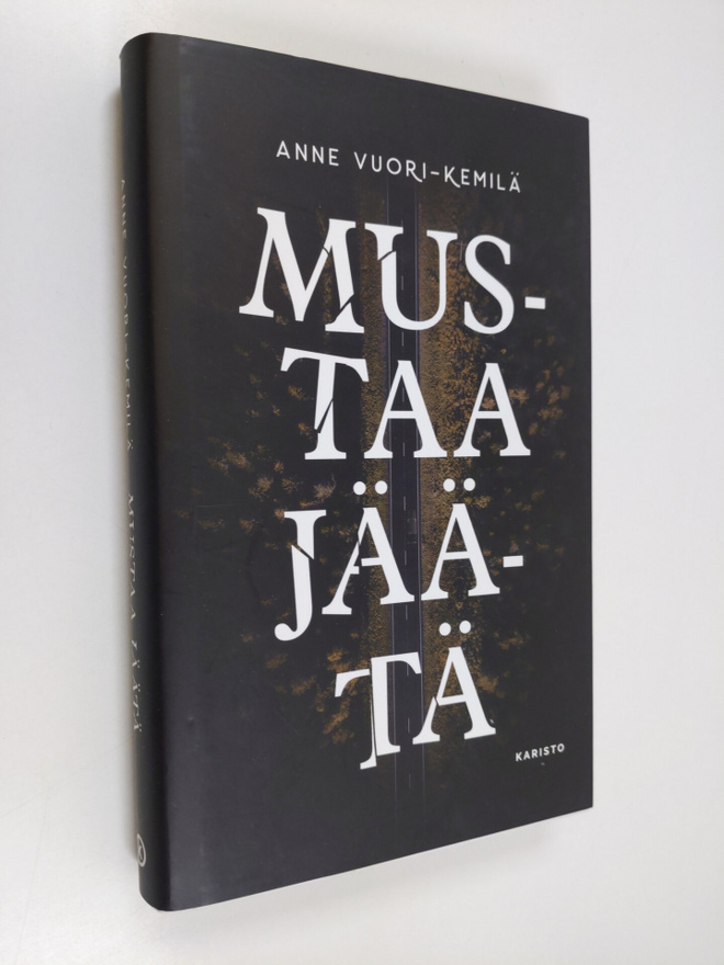 Anne Vuori-Kemilä : Mustaa jäätä