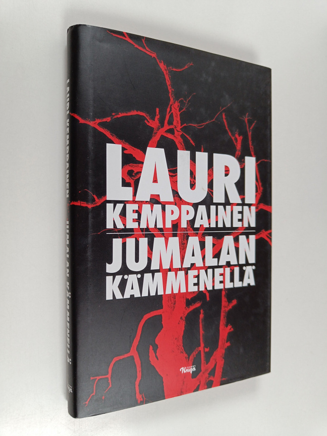 Lauri Kemppainen : Jumalan kämmenellä