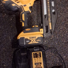 Naulain DeWalt DCN692P2. 18 V 1x5,0 Ah - pikkukuva 1