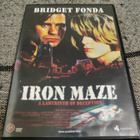 Pelon Ote (Bridget Fonda) - pikkukuva 1