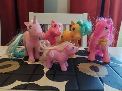My Little Ponyja vanhempaa tuotantoa