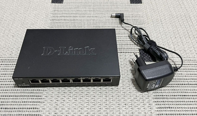 D-link DGS-108 8-porttinen Gigabit verkkokytkin