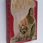 Victoria Holt : Myöhään tulee kevät - pikkukuva 1