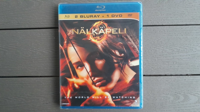 BD: Nälkäpeli 2xBD + 1xDVD (Jennifer Lawrence 2012) UUSI