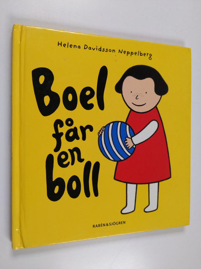 Helena Davidsson Neppelberg : Boel får en boll