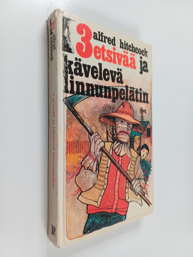 M. V. Carey : 3 etsivää ja kävelevä linnunpelätin