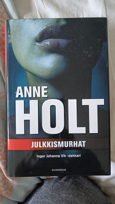 Anne Holt Julkkismurhat