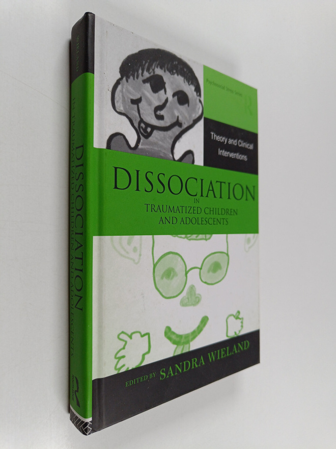 Dissociation in traumatized children and adolescents : th...