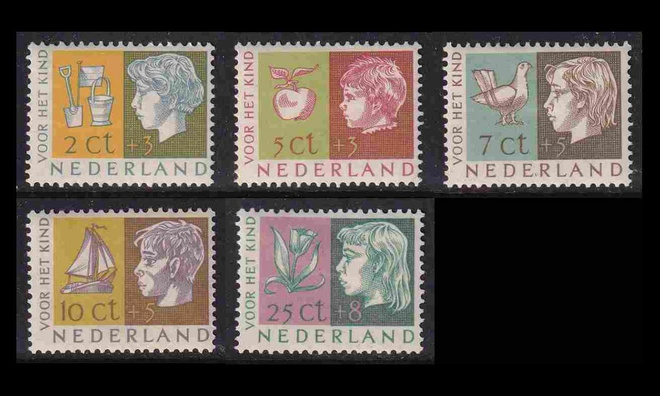 Alankomaat 631-5 * Voor het Kind (1953)
