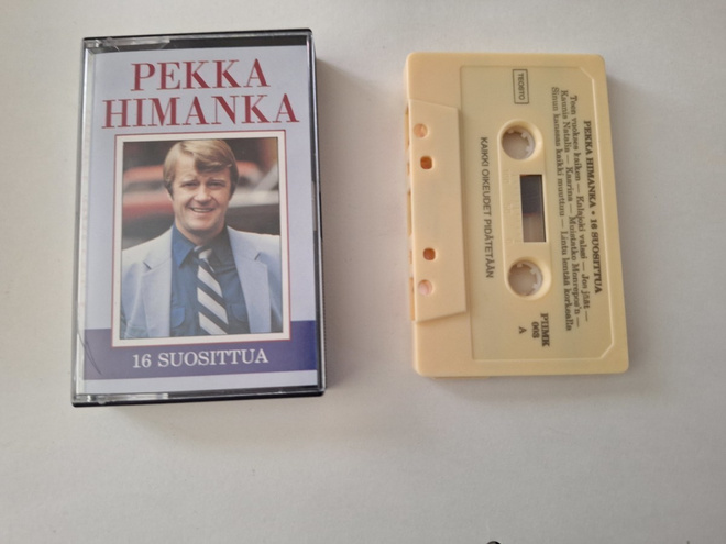 PEKKA HIMANKA - 16 SUOSITTUA c-kasetti (mm. KAUNIS NATALIA )