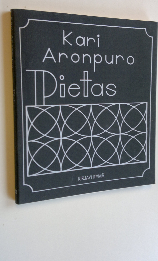 Kari Aronpuro : Pietas : runoja
