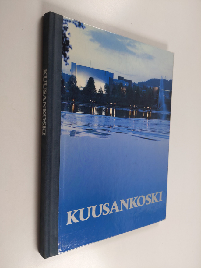 Eero Niinikoski : Kuusankoski : Suomen paperikaupunki = K...