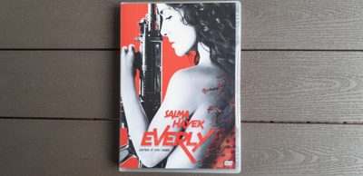 DVD: Everly (Salma Hayek 2014)