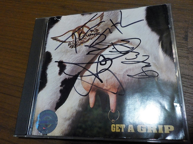AEROSMITH - GET A GRIP CD KOKO BÄNDIN NIMMAREILLA