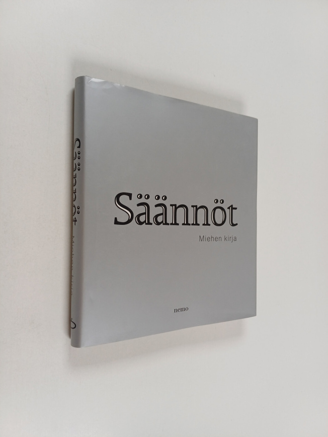 Jyrki Lehtola : Säännöt : miehen kirja