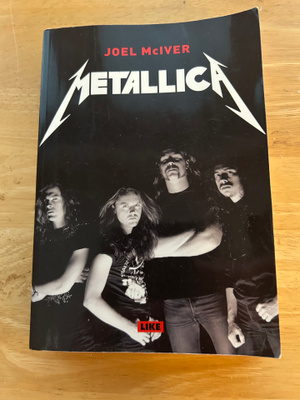 metallica kirja