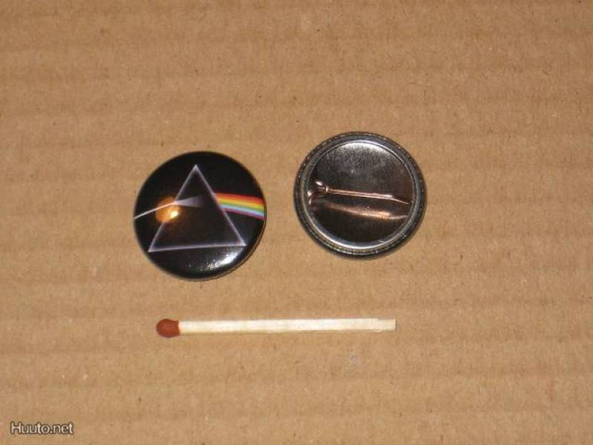 Pink Floyd Dark Side Of The Moon rintanappi 1" d3