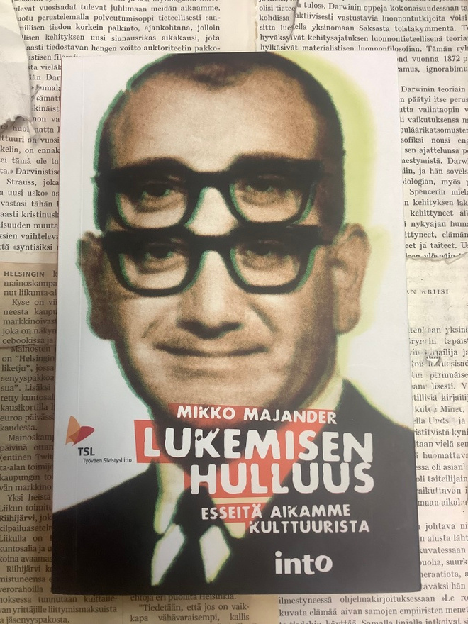 Mikko Majander - Lukemisen hulluus (nid.)