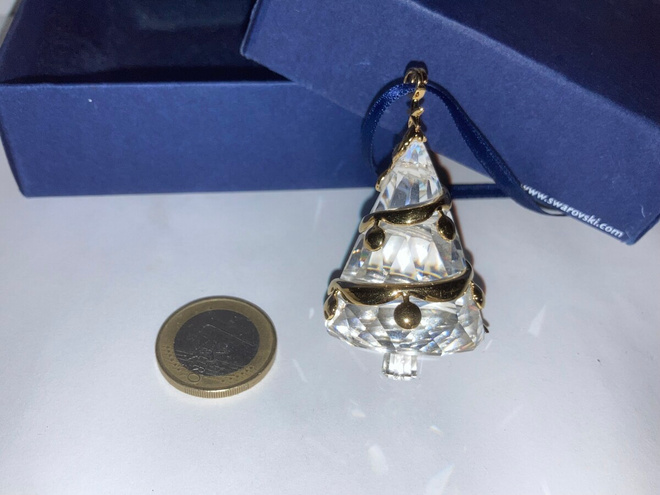 Swarovski 219870 Christmas Memories Christmas Tree Ornament