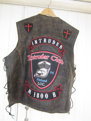 INTRUDER CLUB - NAHKALIIVI - SUZUKI M 1800 R