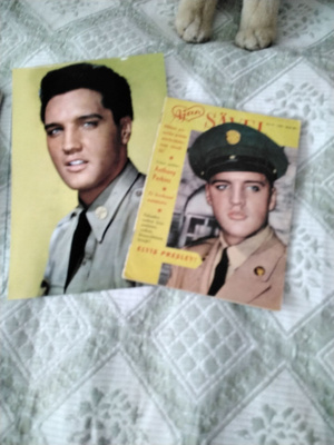 Ajan Sävel vuodelta 1959 kannessa Elvis ja upea iso valokuva