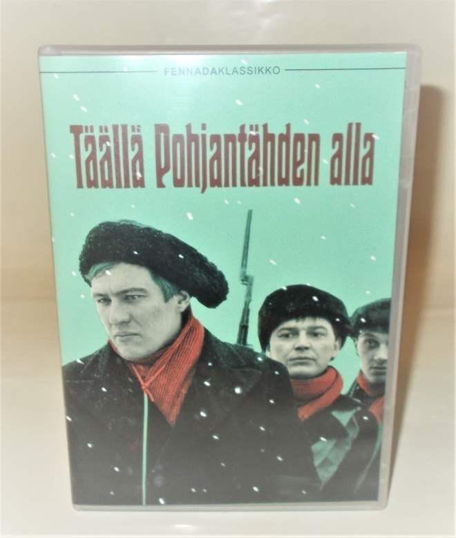 TÄÄLLÄ POHJANTÄHDEN ALLA