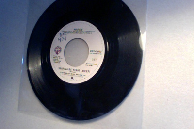 PRINCE  ::  I WANNA BE YOUR LOVER  ::  VINYYLI  7"   1979