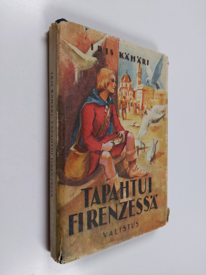 Iris Kähäri : Tapahtui Firenzessä : Nuorisonromaani