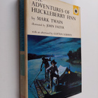 Mark Twain : The adventures of Huckleberry Finn - pikkukuva 1