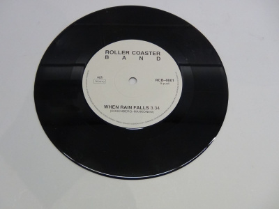ROLLER COASTER BAND 7´WHEN RAIN FALLS,RED SKY