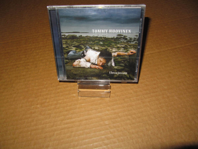 Tommy Huovinen CD Elossa Jossain v.2009  UUSI !