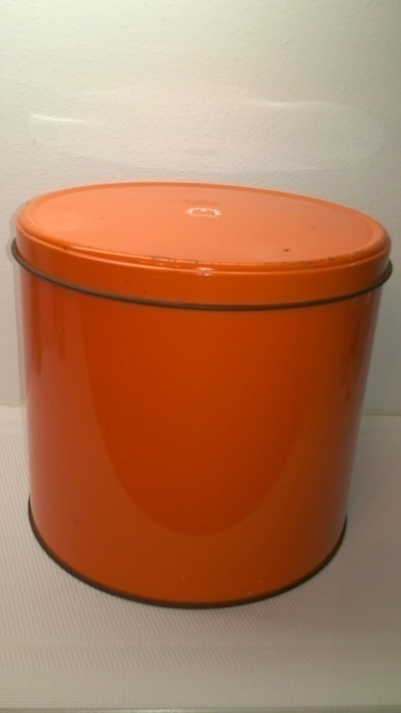 Humppila Finland harvinainen  retro oranssi peltipurkki