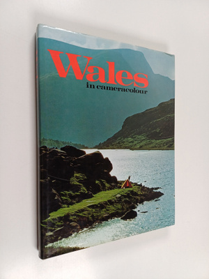 F. A. H. Bloemendal : Wales in cameracolour