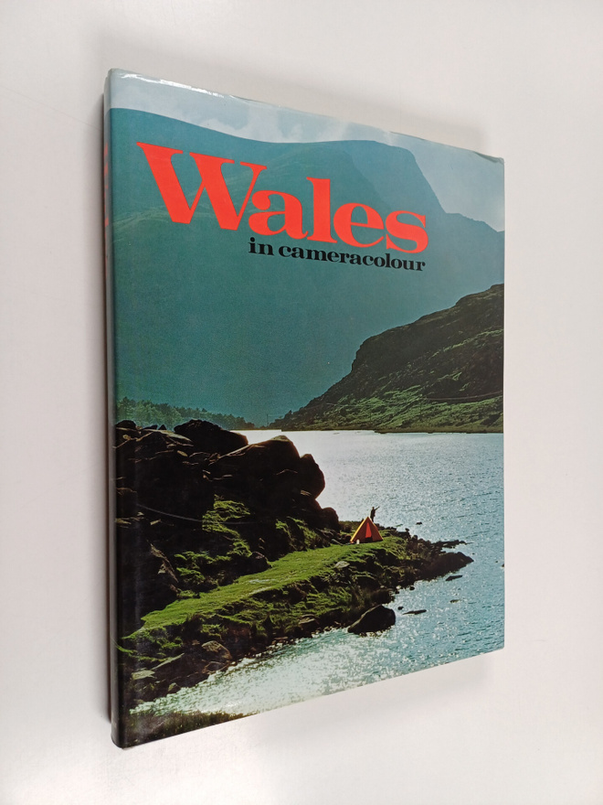 F. A. H. Bloemendal : Wales in cameracolour