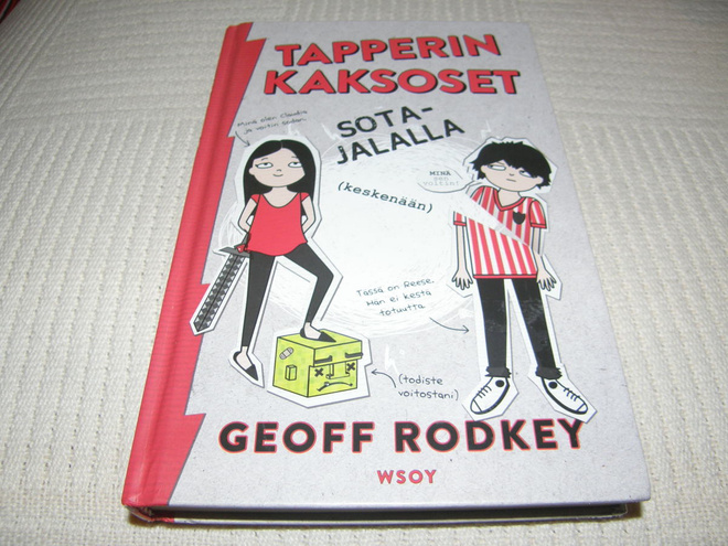 Geoff Rodkey Tapperin kaksoset sotajalalla  -sid