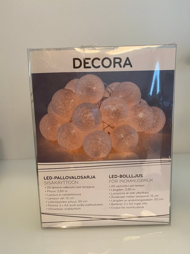 DECORA: LED-pallovalosarja paristoilla 20 LED, uusi