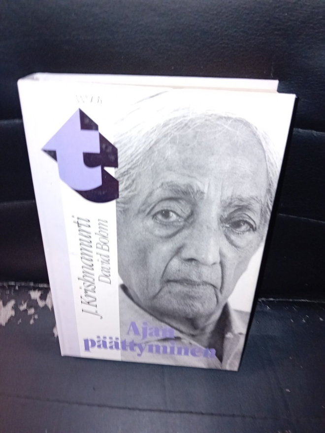 Krishnamurti : Ajan päättyminen ( SIS POSTIKULU )