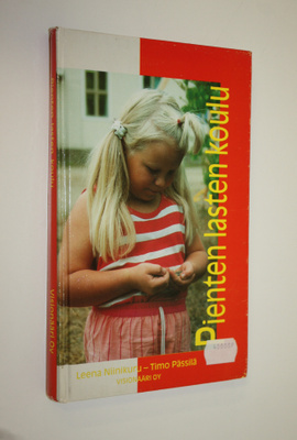 Leena Niinikuru : Pienten lasten koulu