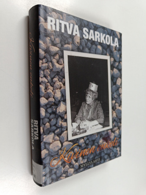 Ritva Sarkola : Kivinen enkeli : avainromaani