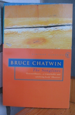 Bruce Chatwin: The Songlines, Vintage Classics 1998. 293 s.